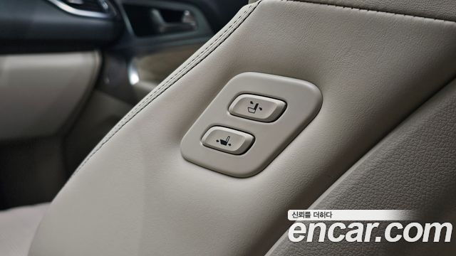 Genesis G70 2.0T AWD Supreme 2018 — фото 34