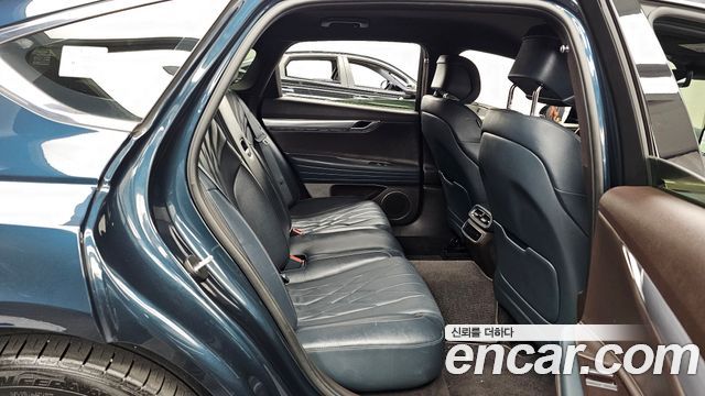 Genesis G80 (RG3) Gasoline 2.5 Turbo AWD 2021 — фото 12