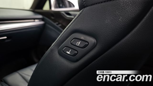Genesis G80 (RG3) Gasoline 2.5 Turbo AWD 2021 — фото 36
