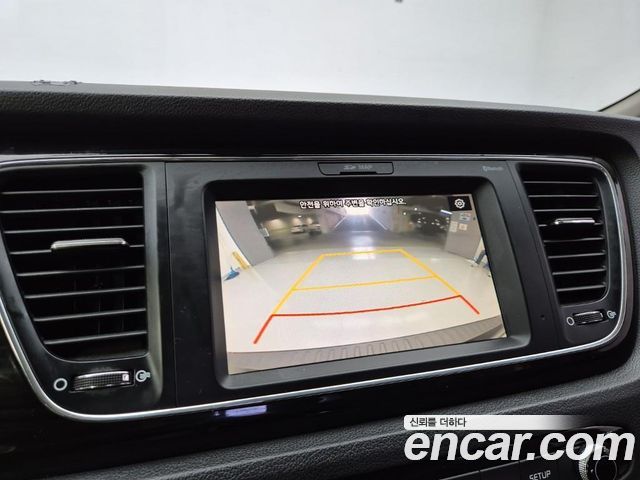 Kia Carnival 9-Seater Prstige 2019 — фото 18