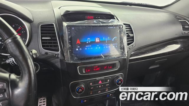 Kia Sorento R Diesel 2.0 4WD Prestige 2014 — фото 13