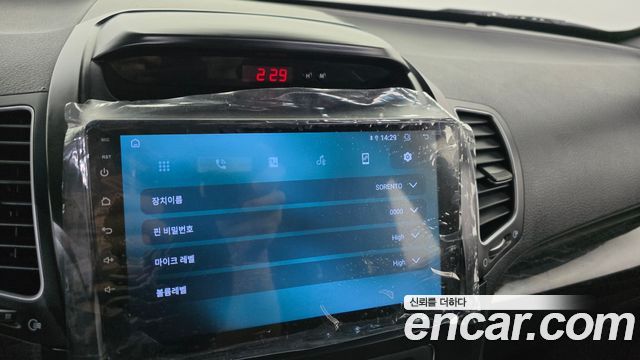 Kia Sorento R Diesel 2.0 4WD Prestige 2014 — фото 32