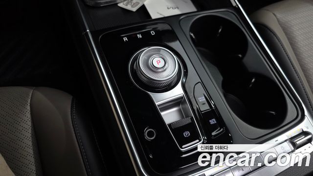 Kia Carnival (IV) HEV 9seater Signature 2025 — фото 9