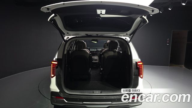 Kia Carnival (IV) HEV 9seater Signature 2025 — фото 20