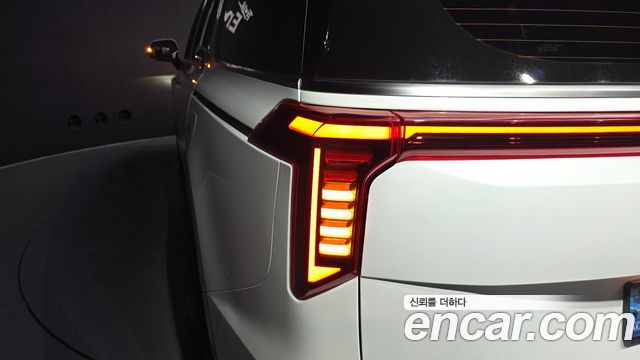 Kia Carnival (IV) HEV 9seater Signature 2025 — фото 23