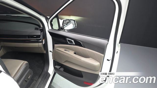 Kia Carnival (IV) HEV 9seater Signature 2025 — фото 25
