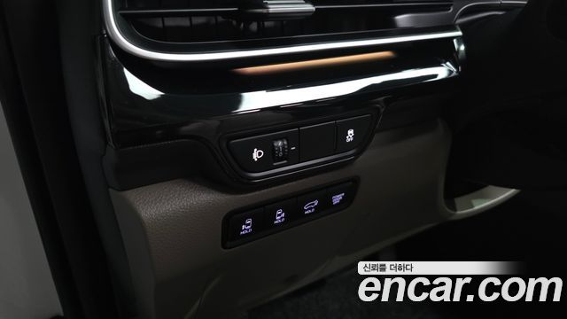 Kia Carnival (IV) HEV 9seater Signature 2025 — фото 29