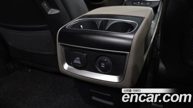 Kia Carnival (IV) HEV 9seater Signature 2025 — фото 36