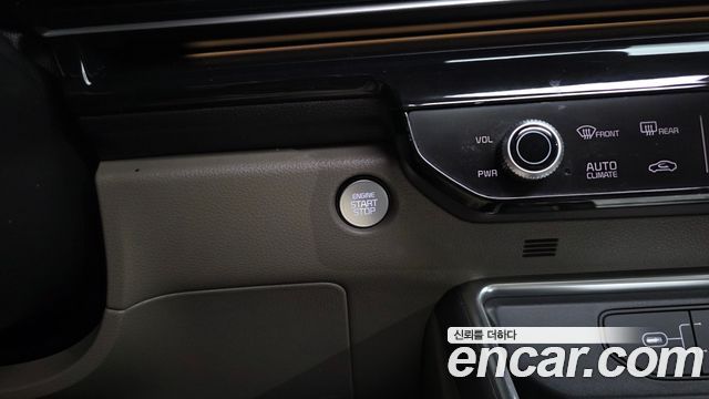Kia Carnival (IV) HEV 9seater Signature 2025 — фото 46