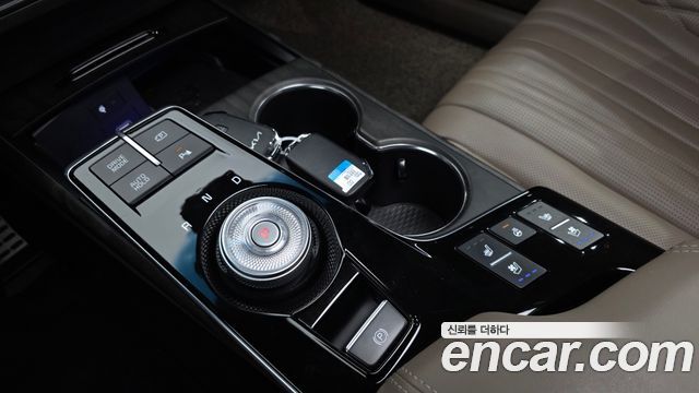Kia K8 Hybrid Signature 2023 — фото 9