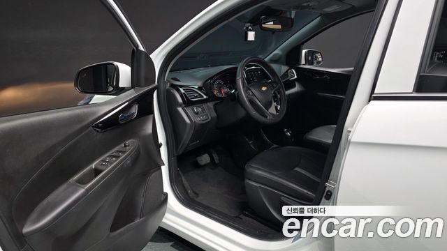 Chevrolet Spark Premier 2022 — фото 10