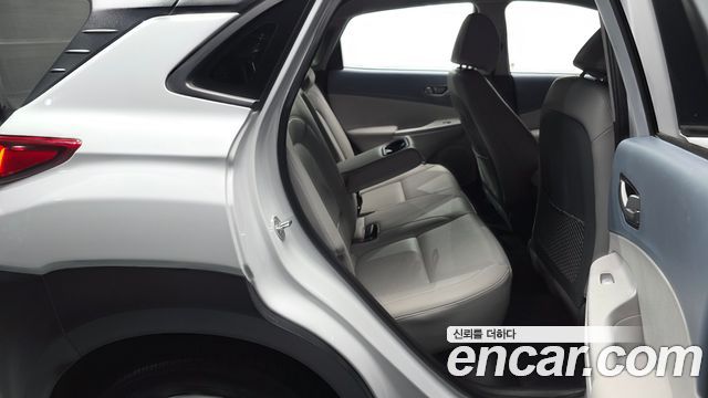 Hyundai Kona Electric Premium 2019 — фото 11
