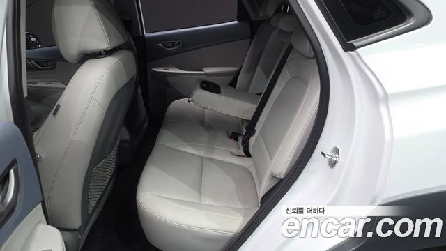 Hyundai Kona Electric Premium 2019 — фото 12