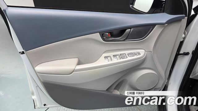 Hyundai Kona Electric Premium 2019 — фото 24
