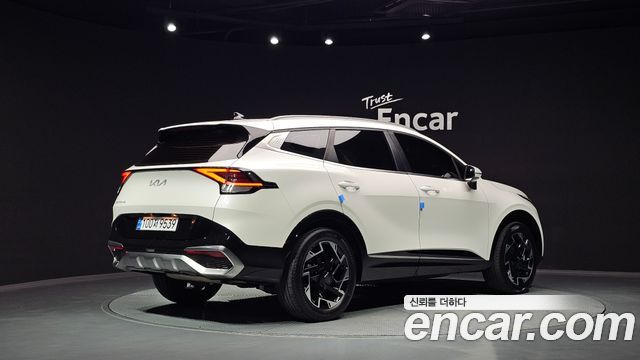 Kia Sportage (V) Gasoline 1.6 Turbo 2WD Signature 2023 — фото 2