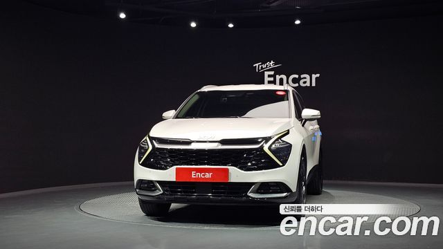 Kia Sportage (V) Gasoline 1.6 Turbo 2WD Signature 2023 — фото 3