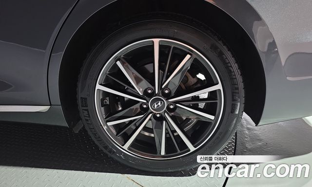 Hyundai Grandeur (IG) 2.5 Exclusice 2022 — фото 21