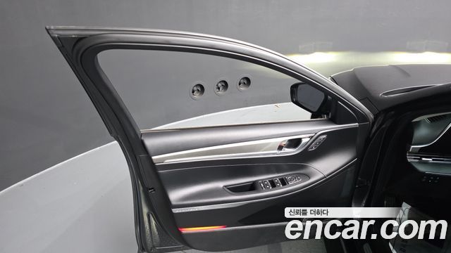 Hyundai Grandeur (IG) 2.5 Exclusice 2022 — фото 24