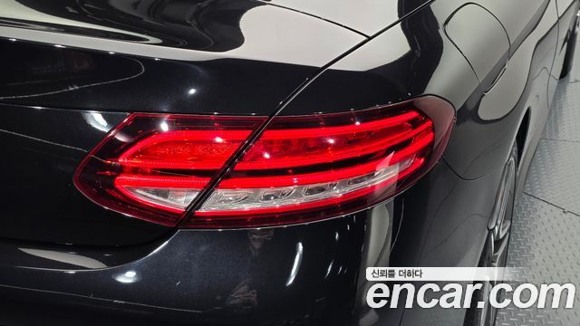 Mercedes-Benz C-Class (W205) C200 Cabriolet 2019 — фото 23