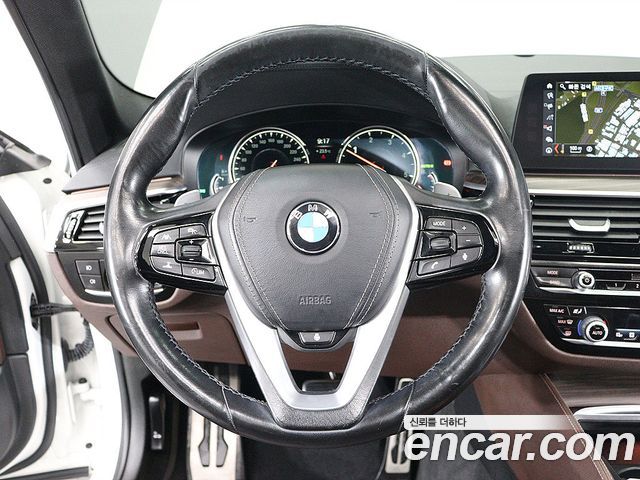 BMW 5 Series (G30) 520d xDrive M Sport Package Plus 2018 — фото 8