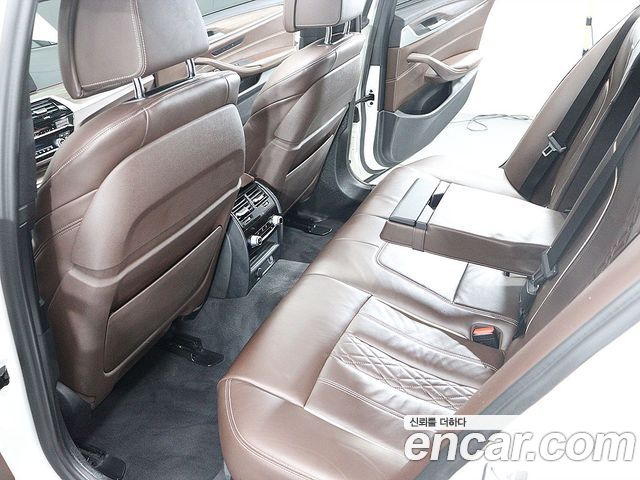BMW 5 Series (G30) 520d xDrive M Sport Package Plus 2018 — фото 22