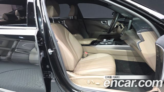 Kia K8 2.5 Gasoline 2WD Noblesse 2023 — фото 11