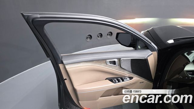 Kia K8 2.5 Gasoline 2WD Noblesse 2023 — фото 24