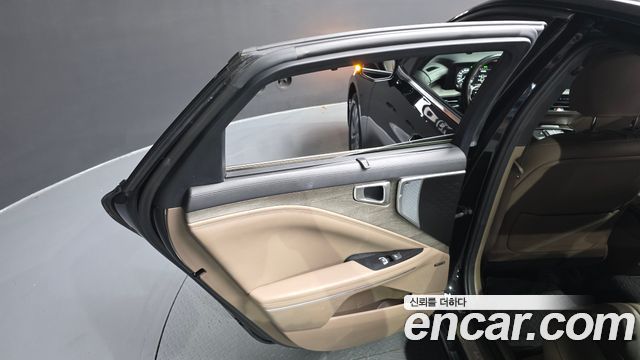 Kia K8 2.5 Gasoline 2WD Noblesse 2023 — фото 25