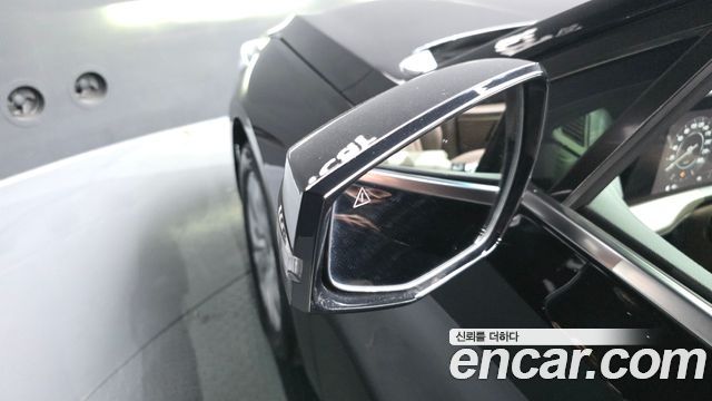 Kia K8 2.5 Gasoline 2WD Noblesse 2023 — фото 28