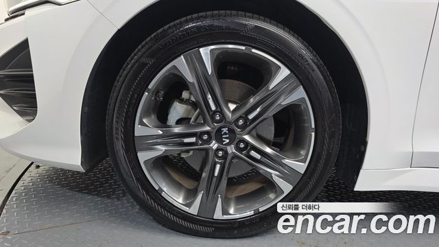 Kia K5 (III) 2.0 Prestige 2020 — фото 5