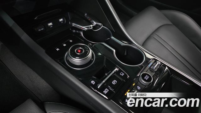 Kia K5 (III) 2.0 Prestige 2020 — фото 9