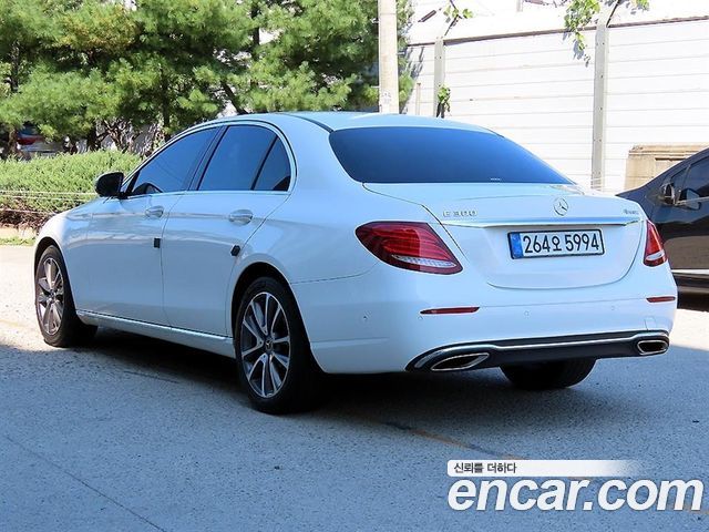 Mercedes-Benz E-Class (W213) E300 4MATIC Avnatgarde 2019 — фото 3