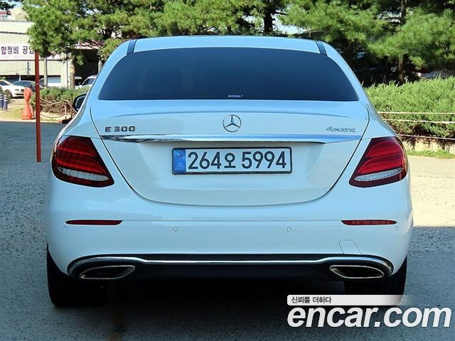 Mercedes-Benz E-Class (W213) E300 4MATIC Avnatgarde 2019 — фото 4
