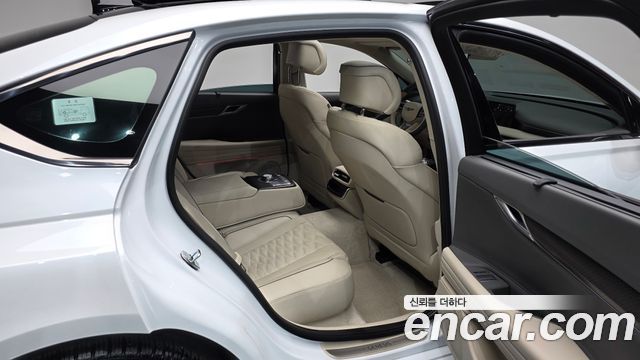 Genesis G80 (RG3) Gasoline 2.5 Turbo AWD 2025 — фото 12