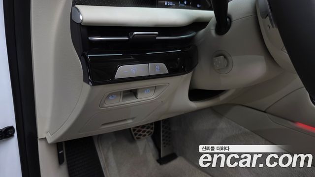 Genesis G80 (RG3) Gasoline 2.5 Turbo AWD 2025 — фото 30