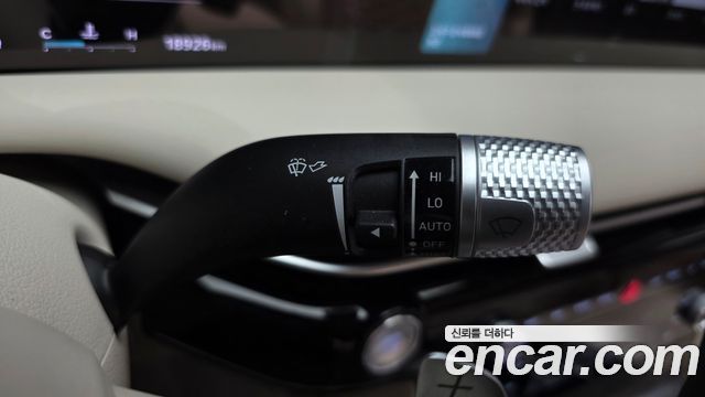 Genesis G80 (RG3) Gasoline 2.5 Turbo AWD 2025 — фото 34