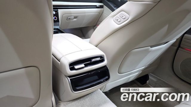 Genesis G80 (RG3) Gasoline 2.5 Turbo AWD 2025 — фото 36