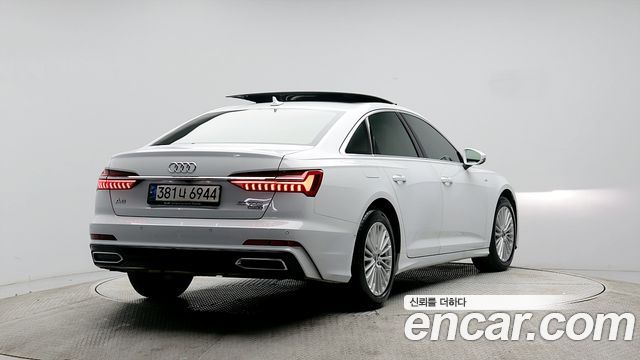 Audi A6 (C8) 45 TFSI Quattro Premium 2020 — фото 2