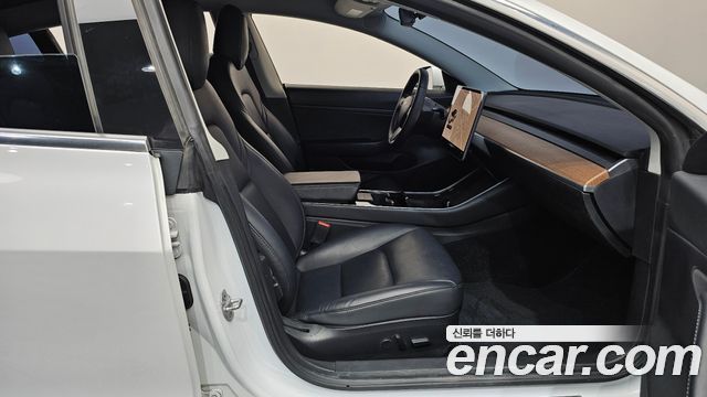 Tesla Model 3 Long Range AWD 2020 — фото 11