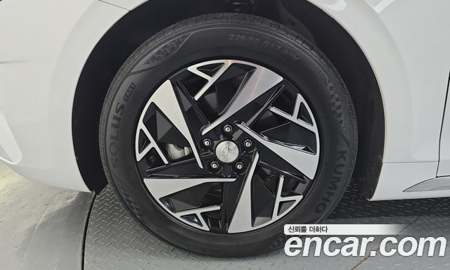 Hyundai Grandeur Hybrid (IG) Exclusive 2023 — фото 5
