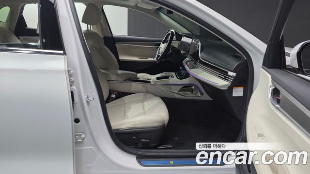 Hyundai Grandeur Hybrid (IG) Le Blanc 2023 — фото 26