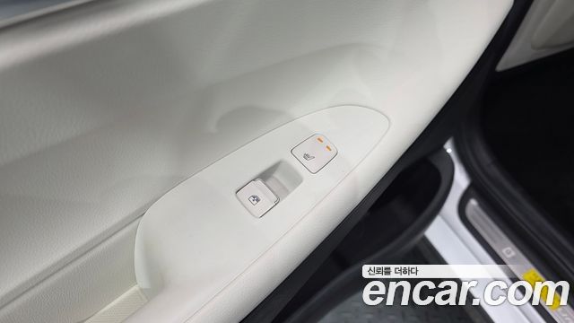 Hyundai Grandeur Hybrid (IG) Le Blanc 2023 — фото 29