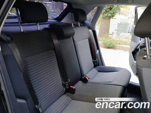 Volkswagen Polo 1.6 TDI R-Line 5th 2014 — фото 15
