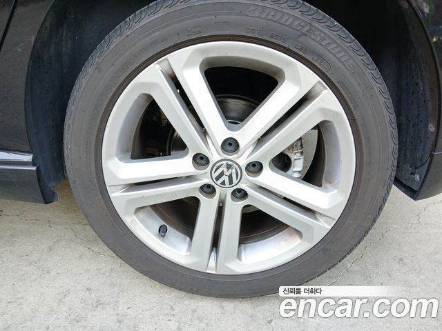 Volkswagen Polo 1.6 TDI R-Line 5th 2014 — фото 23