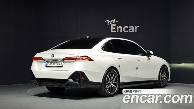 BMW 5 Series (G60) 520i M Sport 2026 — фото 2