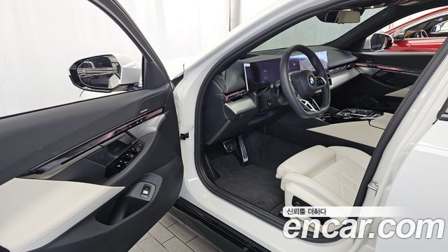 BMW 5 Series (G60) 520i M Sport 2026 — фото 10
