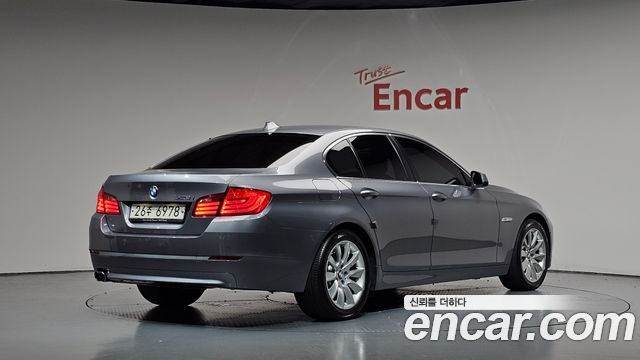 BMW 5 Series (F10) 528i 2013 — фото 2