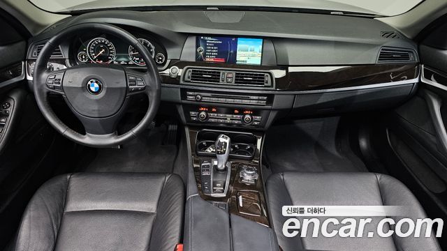 BMW 5 Series (F10) 528i 2013 — фото 7