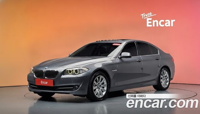 BMW 5 Series (F10) 528i