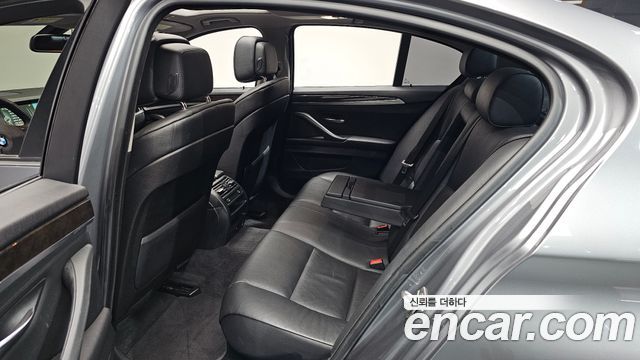 BMW 5 Series (F10) 528i 2013 — фото 26
